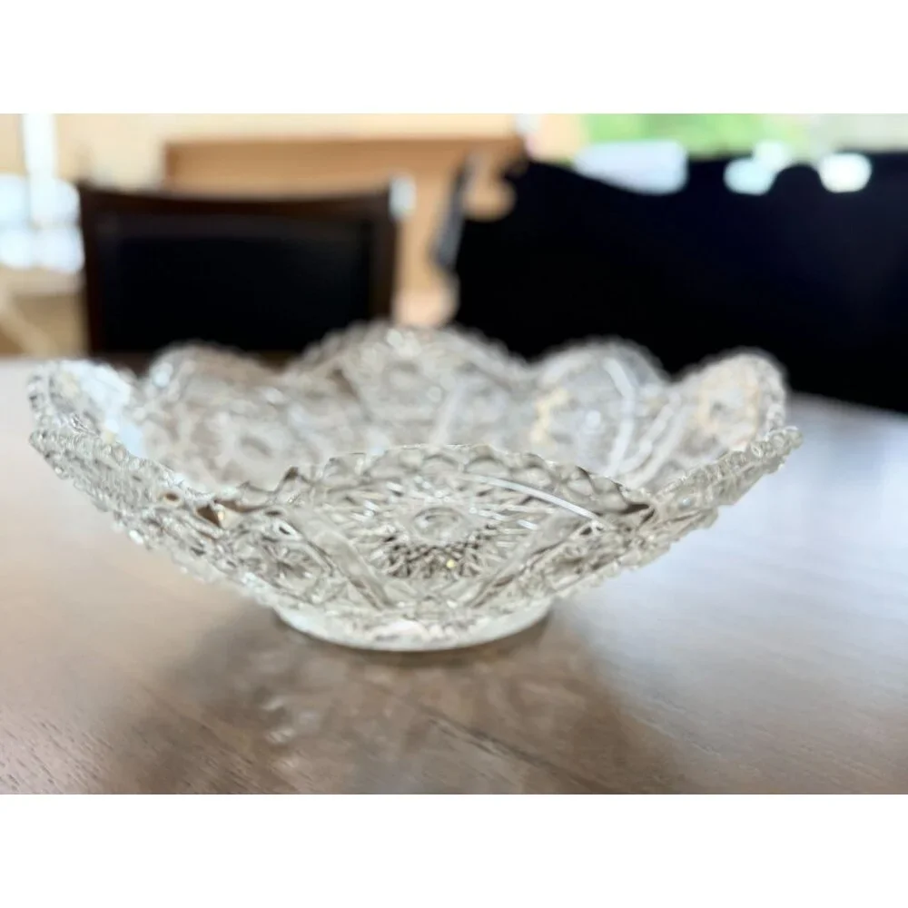 Vintage Imperial Glass Daisy & Button Round Bowl Sawtooth Edge Serving Piece
